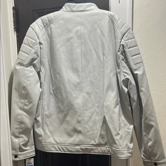 DKNY Men's Light Gray Quilted Jacket